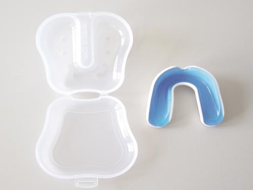 Mouthguard Junior with Gel in boxe